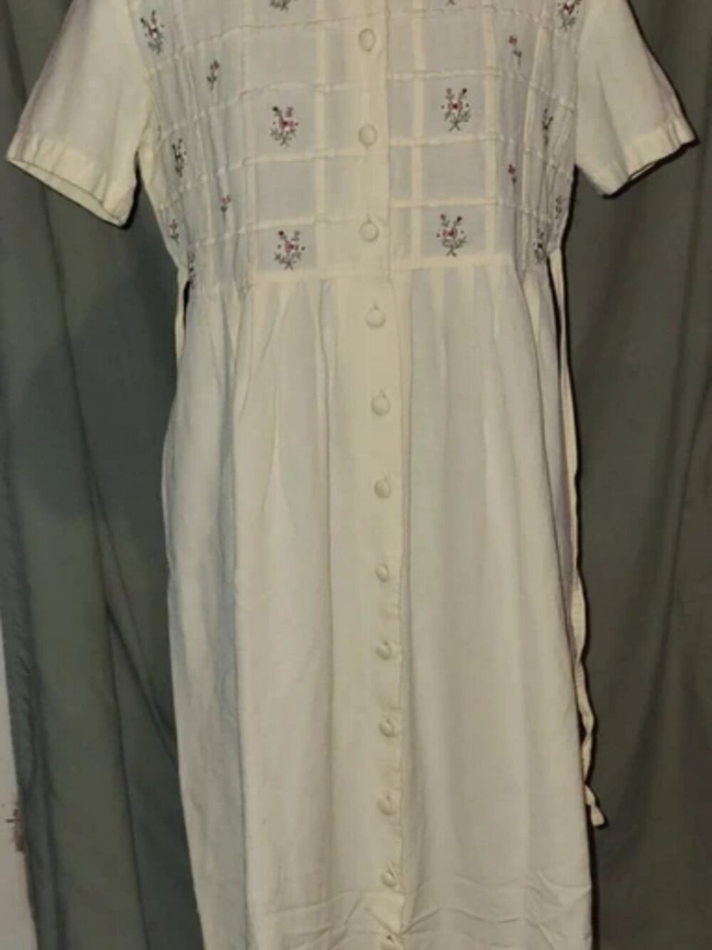 Vintage Karin Stevens button-front midi-length dress, Cottagecore